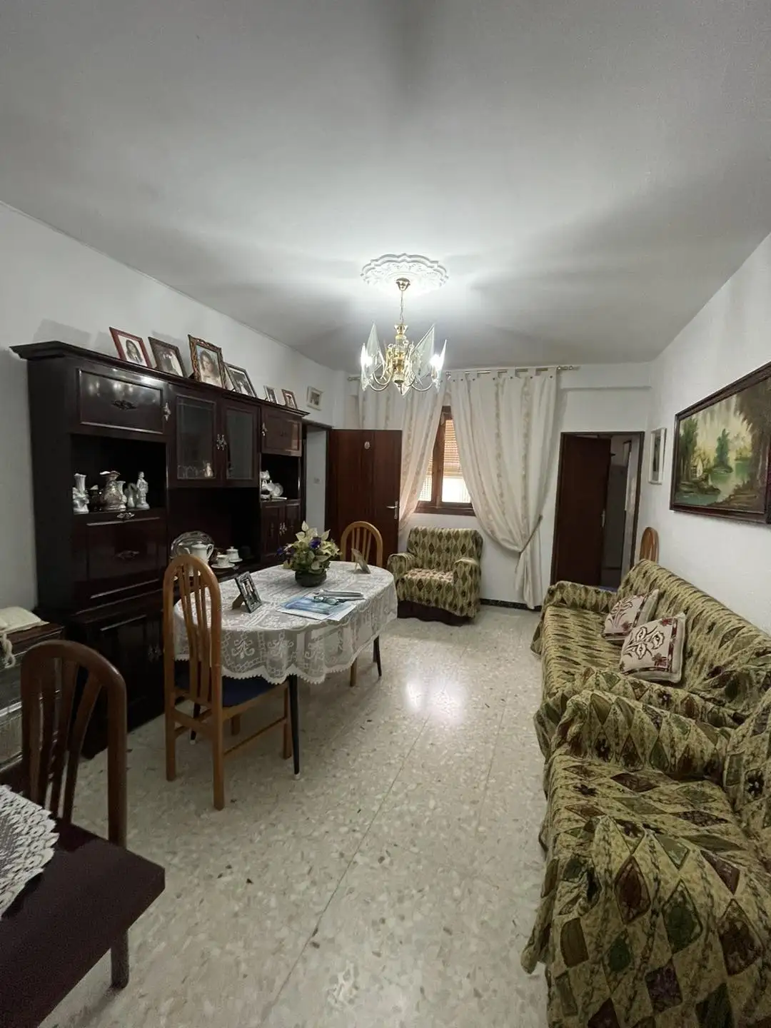 CA00877_18