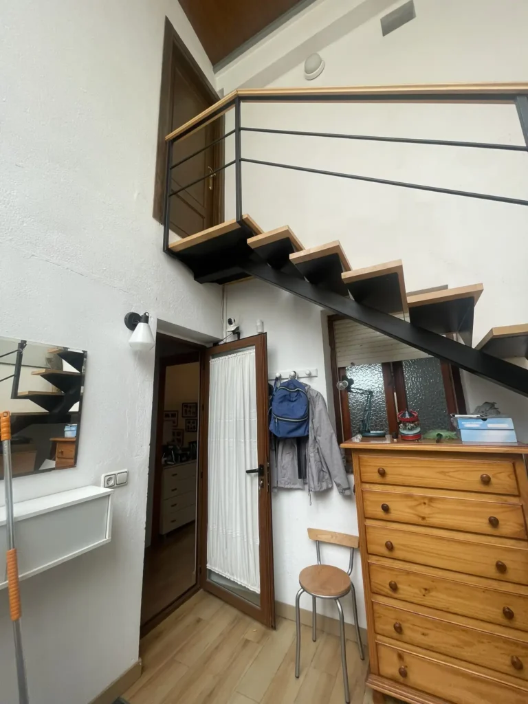 CA00881_16