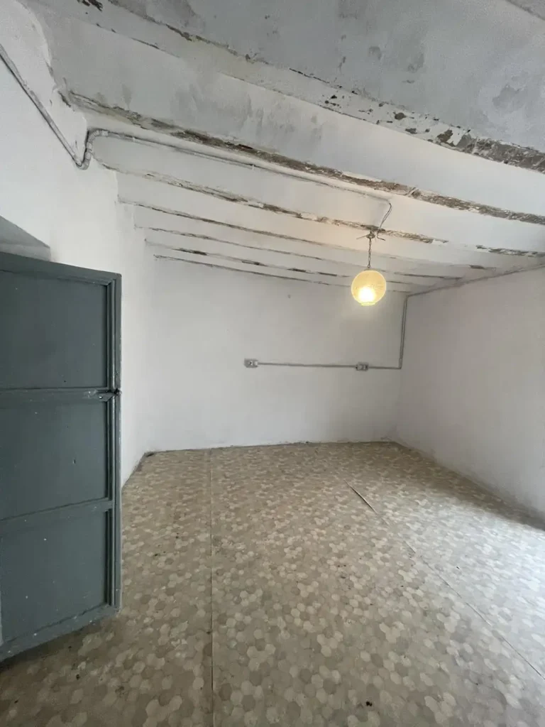 CA00885_10