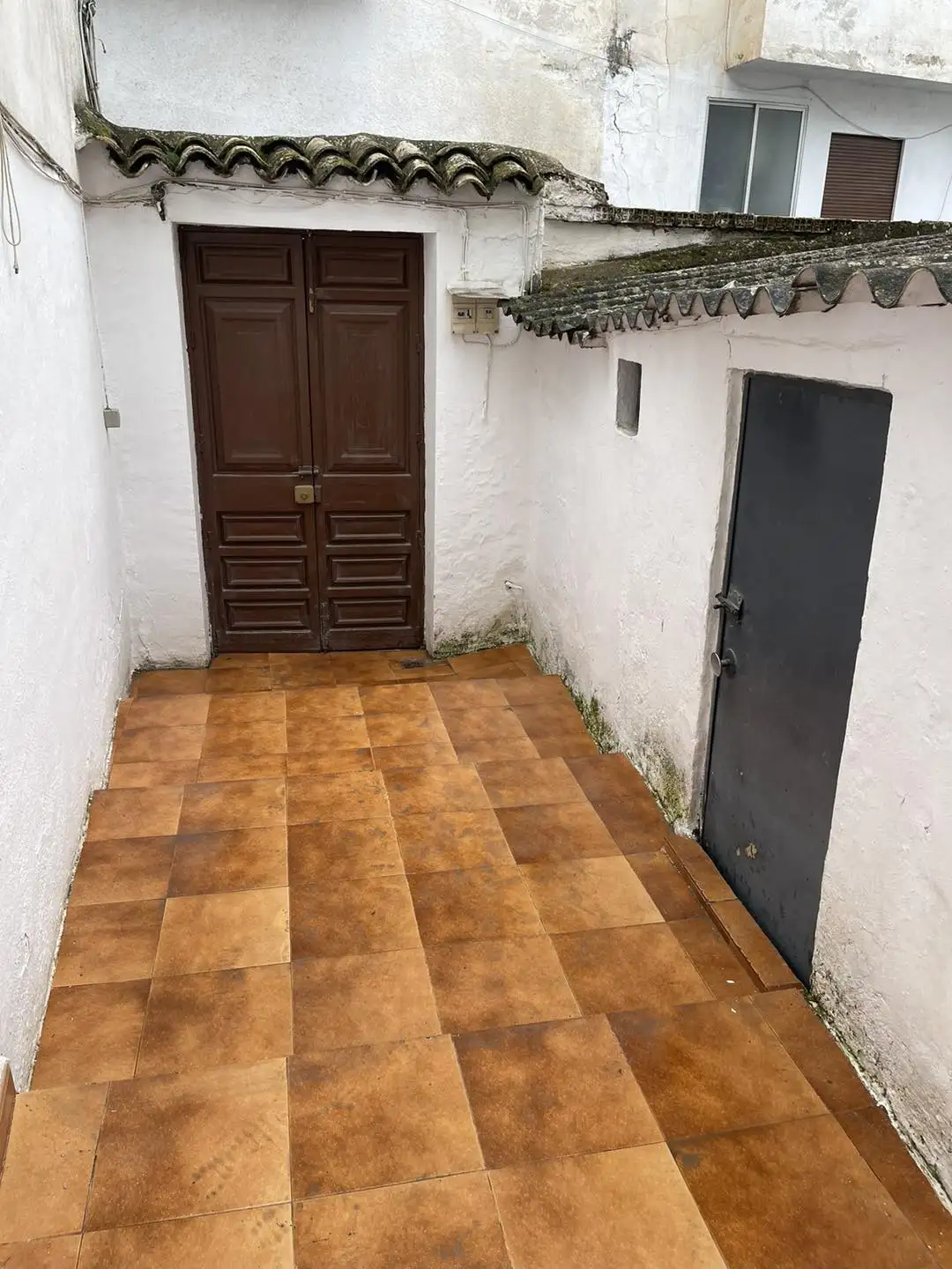 CA00885_3