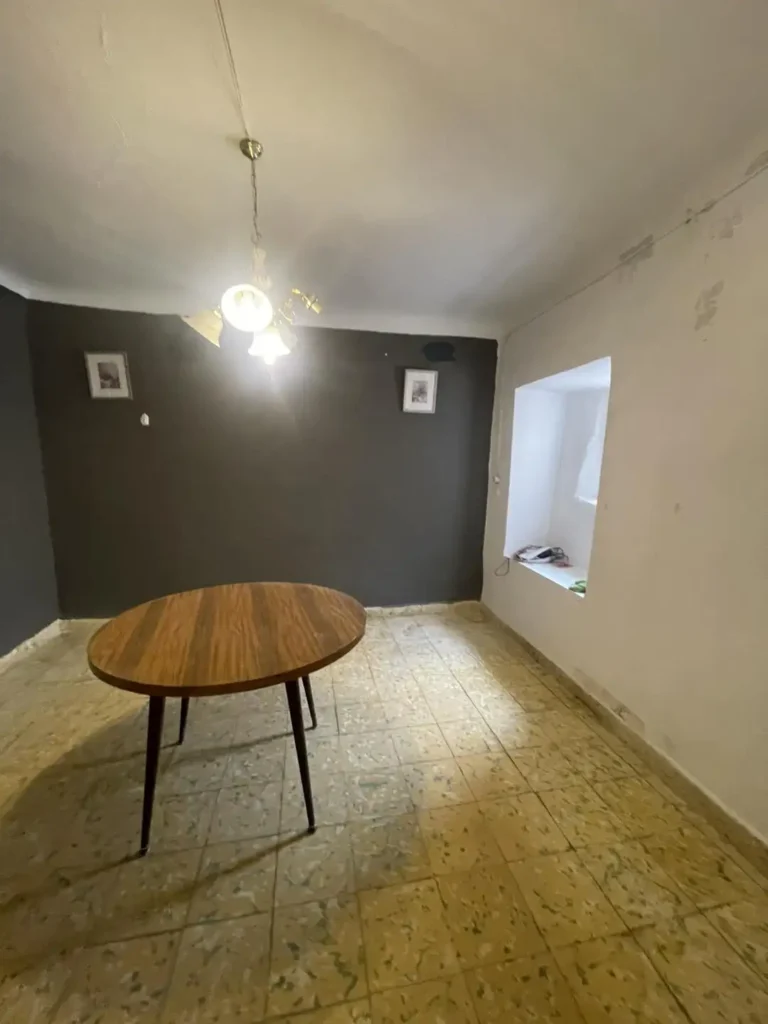 CA00885_5