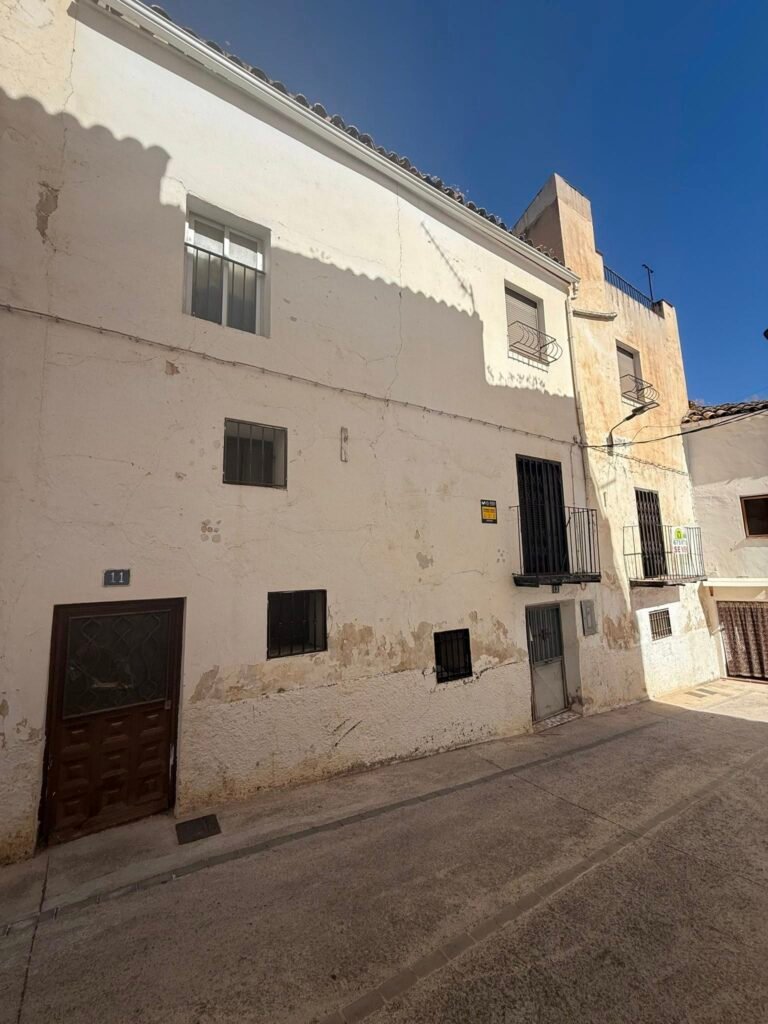 541157754_1379931730804917_8113377500288709745_n (1)