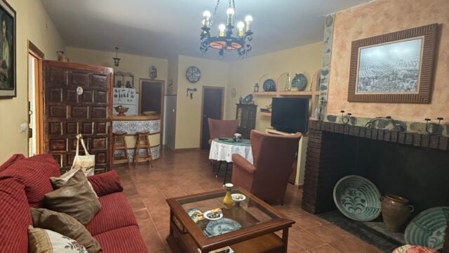 541759072_1383783763753047_5721913619634326628_n