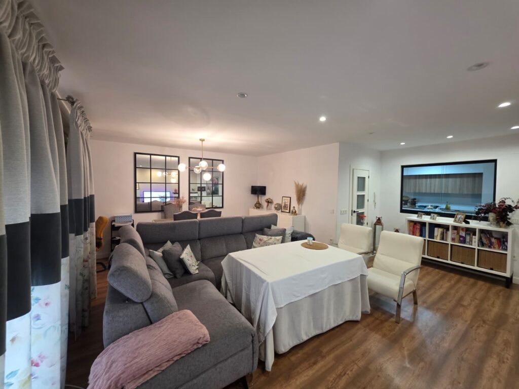 14c5314f-566b-4635-8dc5-8026801b14d2