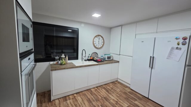 2c9e6693-9d15-43e5-b772-ff2375e1b043