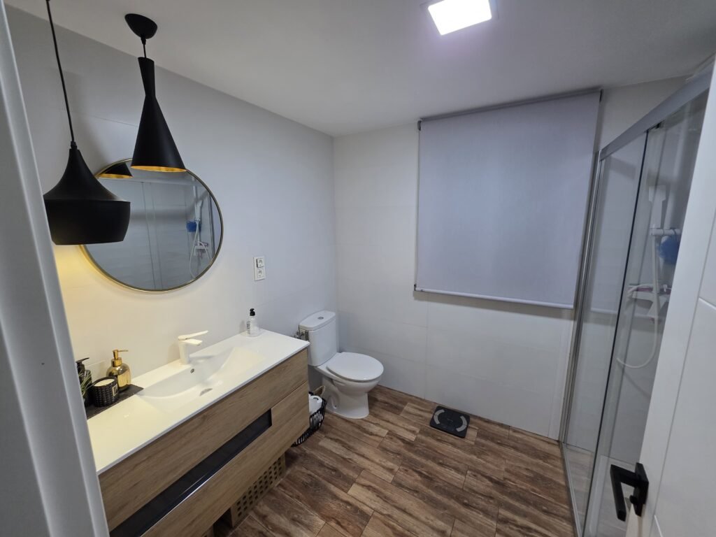 fc13bce2-0bd9-4b20-8dbe-f469f7444c5d