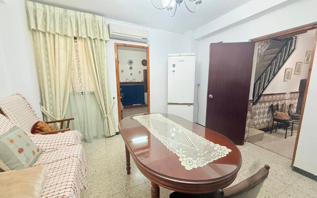 VENTA DE CASA EN QUESADA(JAEN) REF.1208/2026